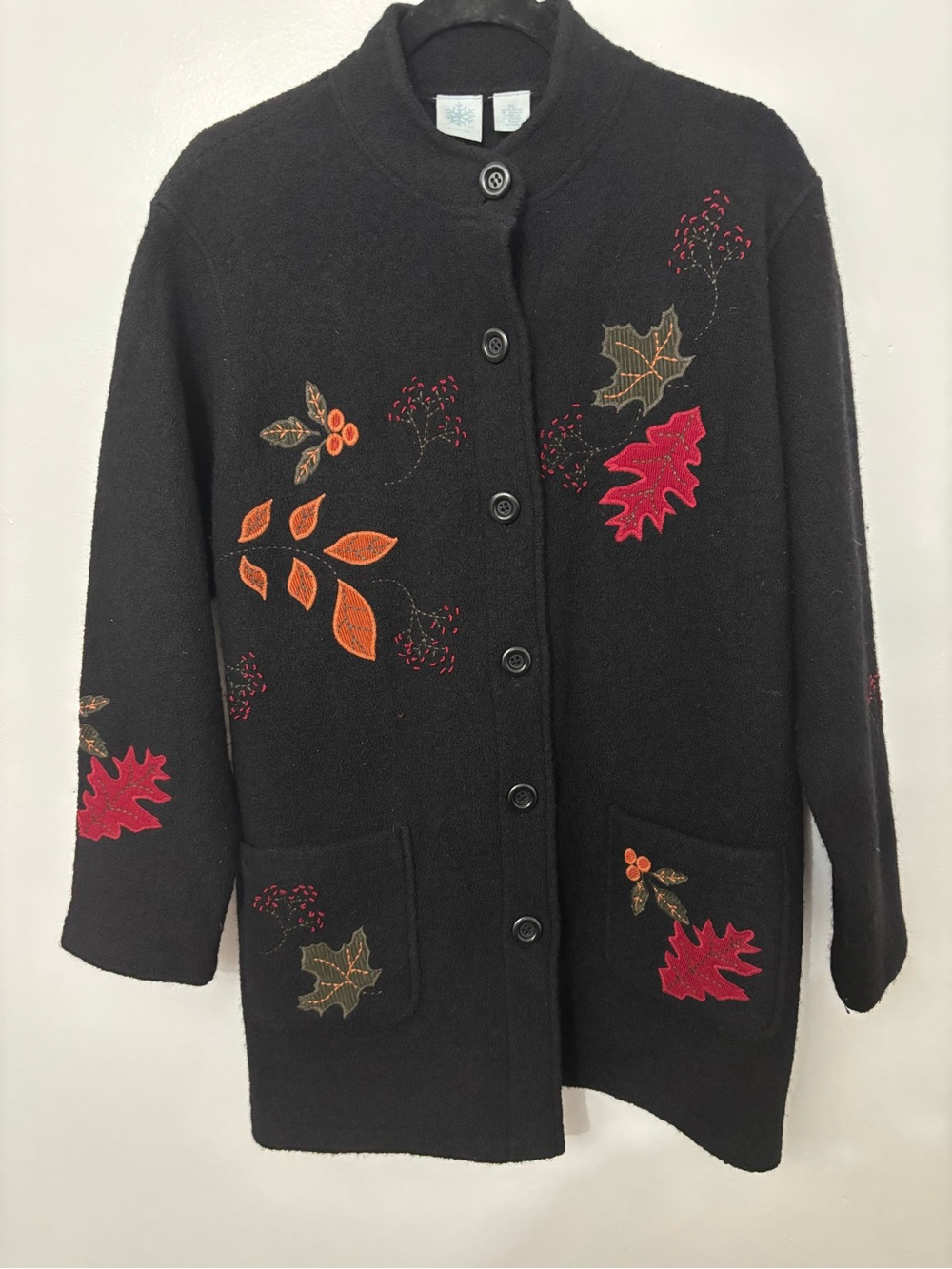 WinterSilks Vintage
Black Wool Mandarin Collar Fall Leaves Coat